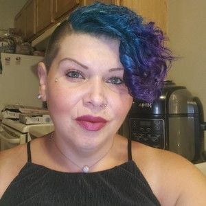 Meet your Posher, Lori